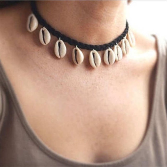 Jewelry - sea shells joker summer spring boho beach necklace